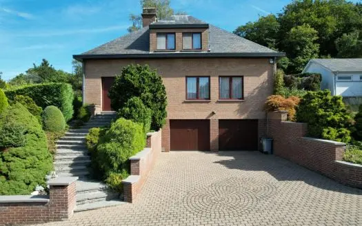 Maison à vendre  4 chambres 335 m², 749000 €