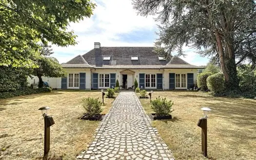 Maison à vendre  6 chambres 400 m², 599000 €