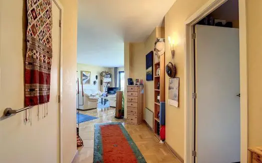 Flat for sale  2 bedrooms 130 m², 395000 €