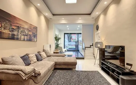 Flat for sale  4 bedrooms 148 m², 649000 €