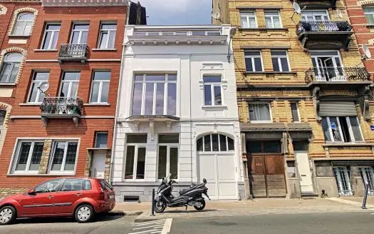 Garage / parking for sale  125 m², 125000 €