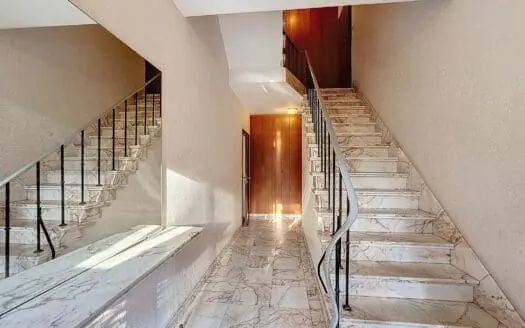 Appartement te huur  2 slaapkamers 80 m², 1250 €