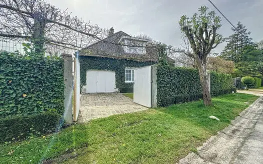 Huis te koop  3 slaapkamers 205 m², 525000 €