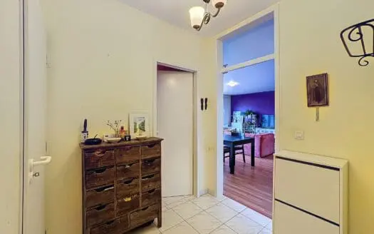 Flat for sale  2 bedrooms 115 m², 295000 €