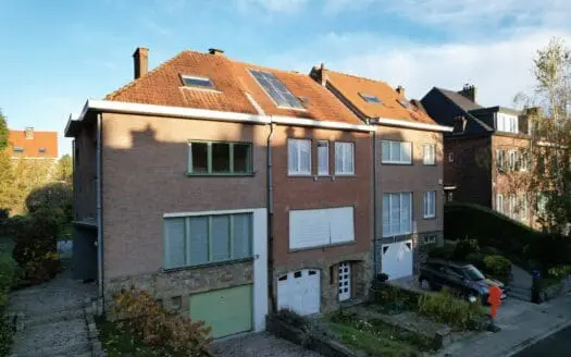 Huis te koop  3 slaapkamers 190 m², 625000 €