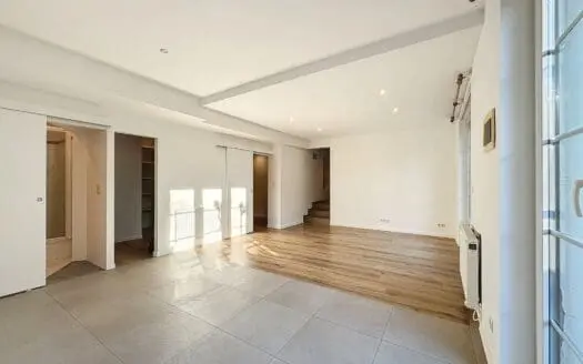 Appartement à louer  1 chambre 55 m², 900 €