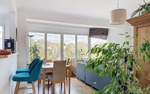 Appartement à louer  2 chambres 85 m², 1300 €