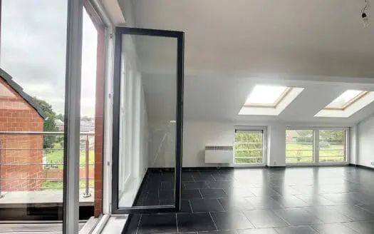 Appartement à vendre  2 chambres 92 m², 165000 €