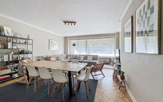 Flat for sale  2 bedrooms 104 m², 375000 €