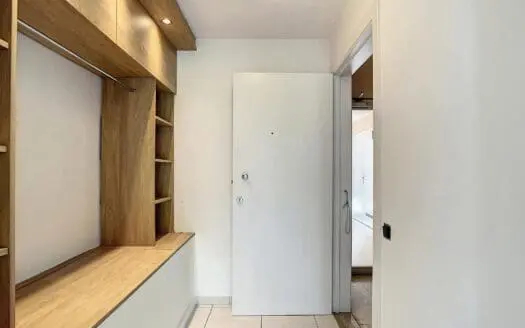 Flat for sale  2 bedrooms 87 m², 325000 €