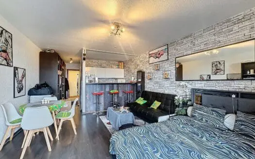 Flat for sale  38 m², 142000 €