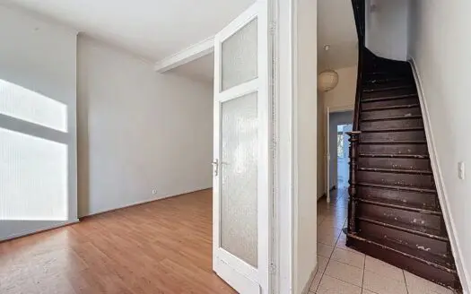 Huis te koop  4 slaapkamers 145 m², 495000 €