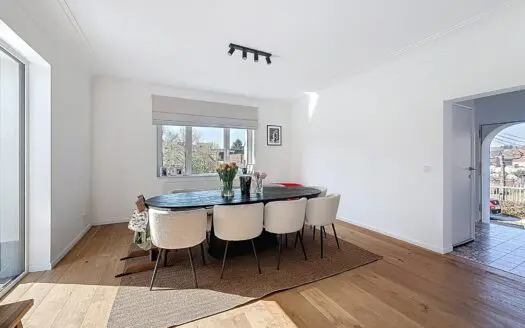Maison à vendre  3 chambres 165 m², 525000 €