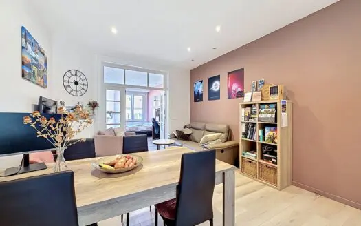 Appartement à vendre  1 chambre 63 m², 275000 €