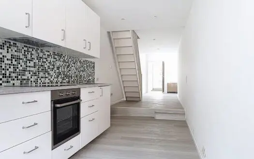House for sale  2 bedrooms 95 m², 189000 €