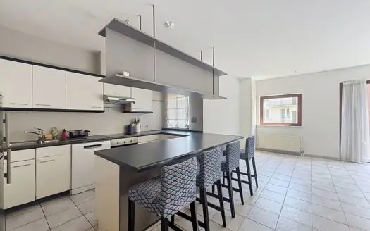 Appartement à vendre  2 chambres 110 m², 395000 €