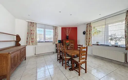Maison à vendre  5 chambres 326 m², 399000 €