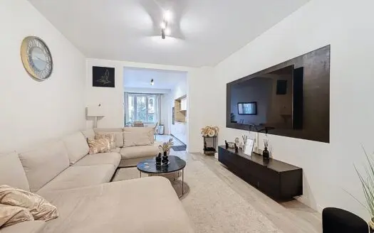 Appartement te koop  1 slaapkamer 70 m², 295000 €