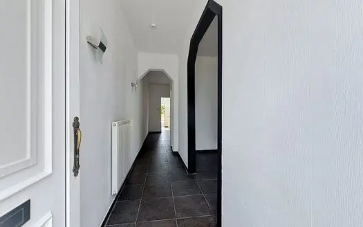 Huis te koop  3 slaapkamers 150 m², 299000 €