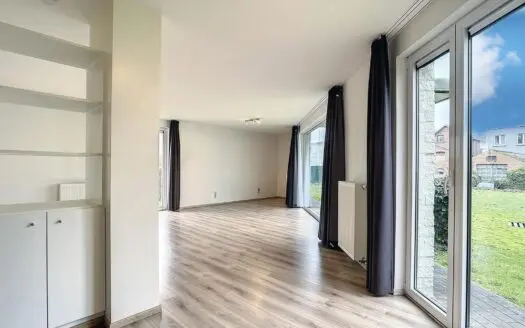 Appartement à louer  2 chambres 125 m², 1370 €