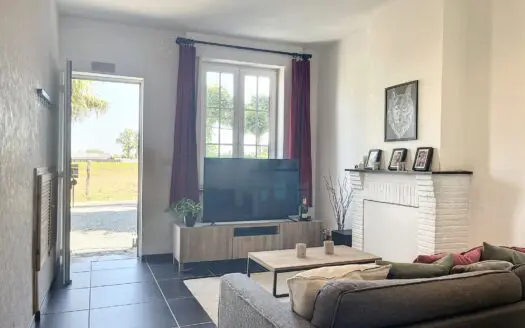 Maison à louer  2 chambres 80 m², 1300 €