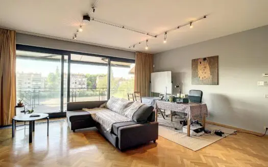 Appartement à vendre  1 chambre 70 m², 275000 €