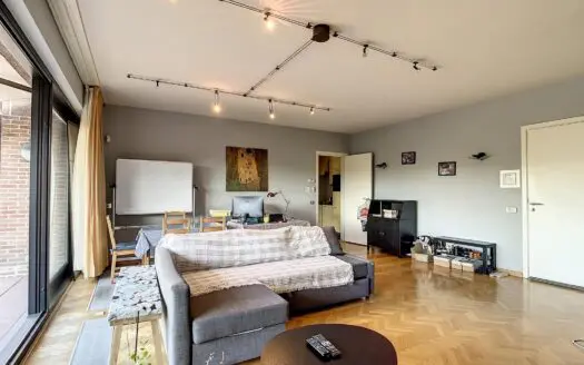 Appartement à vendre  1 chambre 70 m², 275000 €