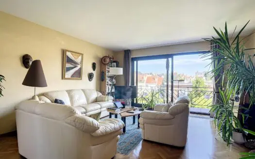Appartement à vendre  2 chambres 130 m², 395000 €