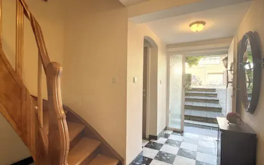 Maison à vendre  3 chambres 160 m², 490000 €