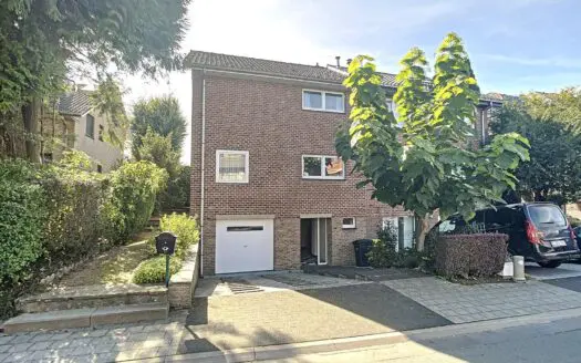 Maison à vendre  3 chambres 160 m², 490000 €
