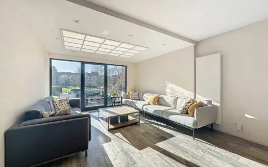 Maison à vendre  4 chambres 235 m², 799000 €