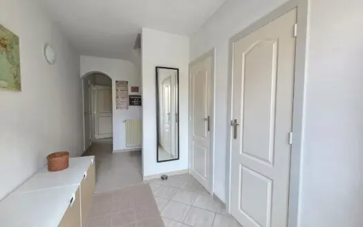 Maison à vendre  5 chambres 190 m², 490000 €