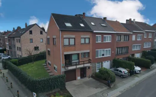 Maison à vendre  5 chambres 190 m², 490000 €