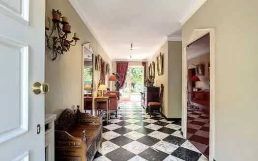 Maison à vendre  6 chambres 400 m², 599000 €