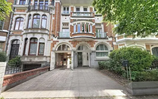 Maison à vendre  6 chambres 705 m², 950000 €