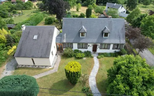 Maison à vendre  7 chambres 310 m², 485000 €
