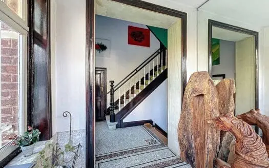 Flat for rent  2 bedrooms 96 m², 1150 €