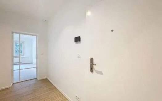 Flat for rent  2 bedrooms 97 m², 1400 €