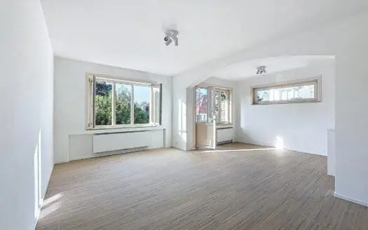 Flat for rent  2 bedrooms 97 m², 1400 €