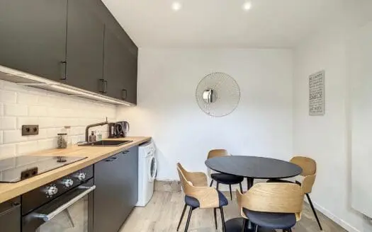 Flat for sale  1 bedroom 41 m², 195000 €