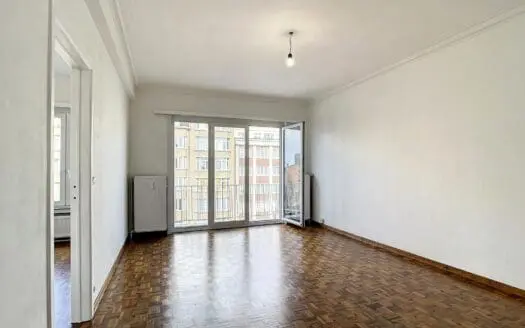 Flat for sale  1 bedroom 58 m², 245000 €
