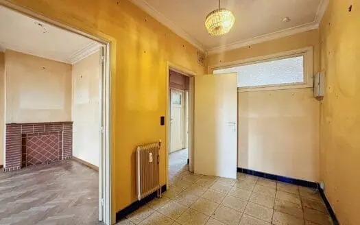 Flat for sale  2 bedrooms 101 m², 250000 €