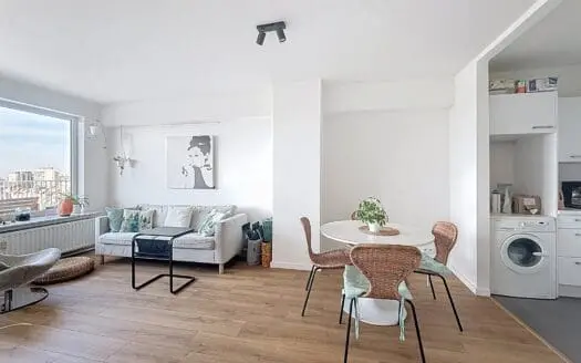 Flat for sale  2 bedrooms 75 m², 399000 €