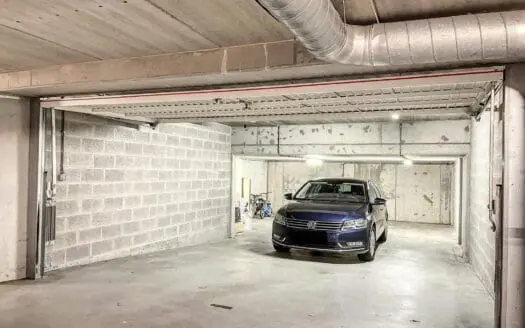 Garage / parking for sale  30 m², 35000 €