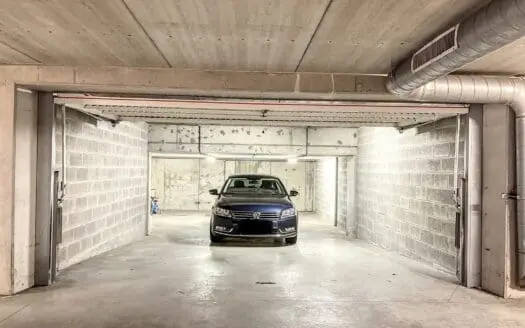 Garage / parking for sale  30 m², 35000 €