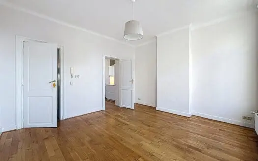 Appartement te huur  2 slaapkamers 100 m², 1400 €