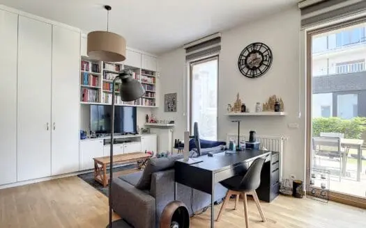 Appartement te huur  3 slaapkamers 106 m², 1500 €