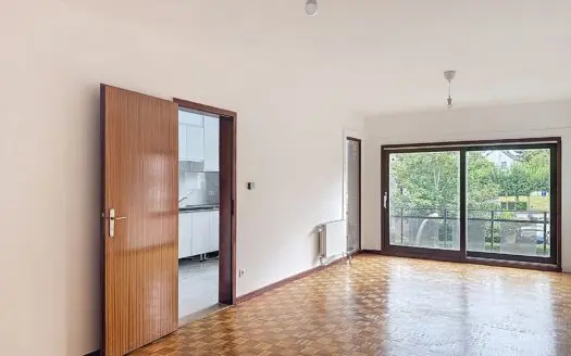 Appartement te huur  3 slaapkamers 110 m², 1500 €