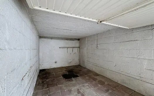 Garage / parking te huur  13 m², 150 €