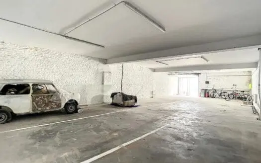 Garage / parking te koop  125 m², 125000 €